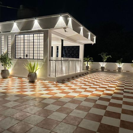La Tamara Suite - Tie Hotels & Resorts Pondicherry Bagian luar foto